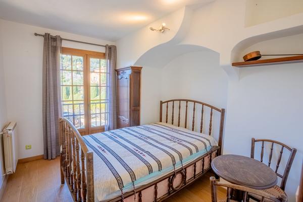 Superbe duplex T4 avec vue mer dans quartier prisé