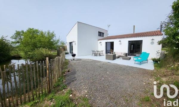 Maison à vendre 10 pièces 275 m² Vairé