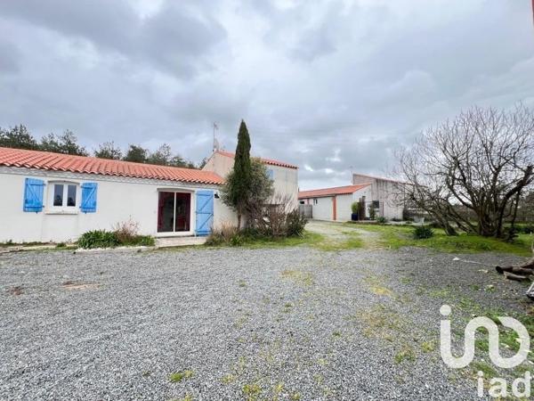 Maison à vendre 10 pièces 275 m² Vairé