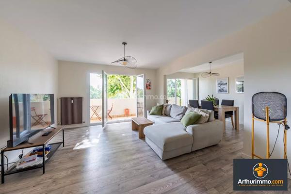 Vente                                                      Appartement
                        
                     4 pièces                      71 m2                     à Saint-Fargeau-Ponthierry