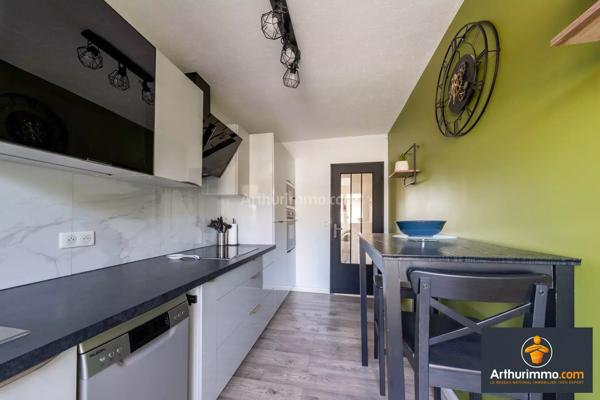 Vente                                                      Appartement
                        
                     4 pièces                      71 m2                     à Saint-Fargeau-Ponthierry