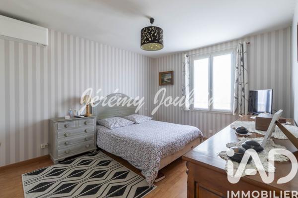 Maison à vendre 6 pièces 118 m² Jouy-le-Moutier