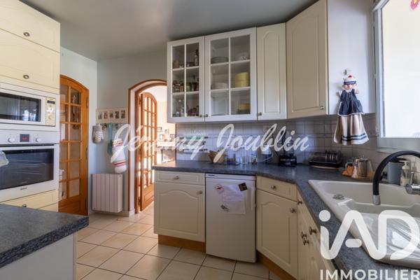 Maison à vendre 6 pièces 118 m² Jouy-le-Moutier