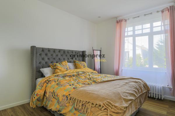 Maison 6 pièce(s) 5 chambre(s) 180 m²