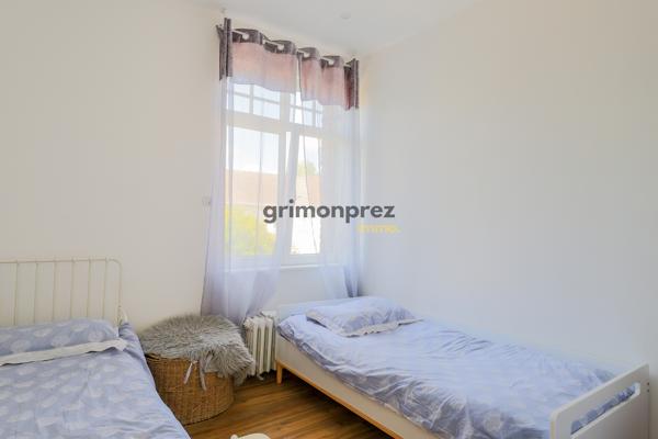 Maison 6 pièce(s) 5 chambre(s) 180 m²