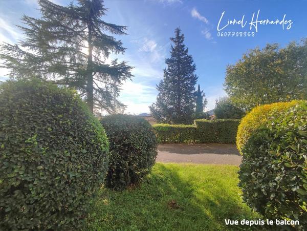 Appartement T4 rénové - 76,40 m² - 3 chambres, balcon, cave et parking