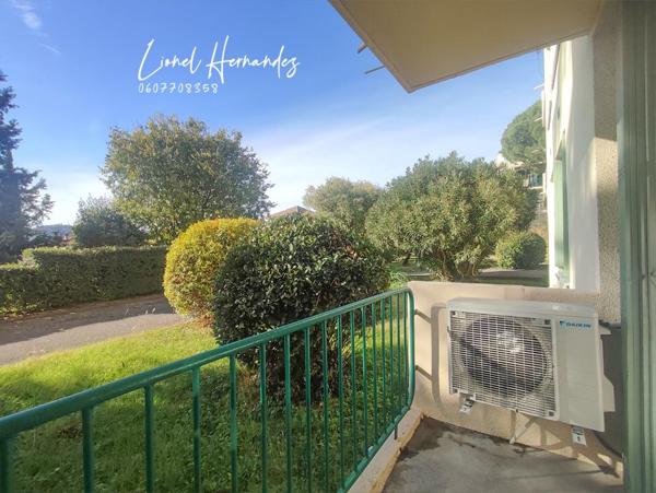 Appartement T4 rénové - 76,40 m² - 3 chambres, balcon, cave et parking