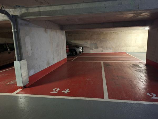 STUDIO immeuble récent avec parking
