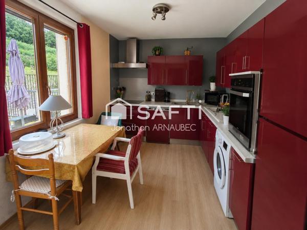 Bas de villa avec jardin, patio et fort potentiel locatif à Oraison