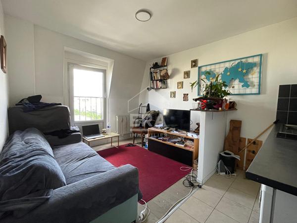 À Vendre : Studio de 17 m² au Dernier Étage ? Idéal Investissement