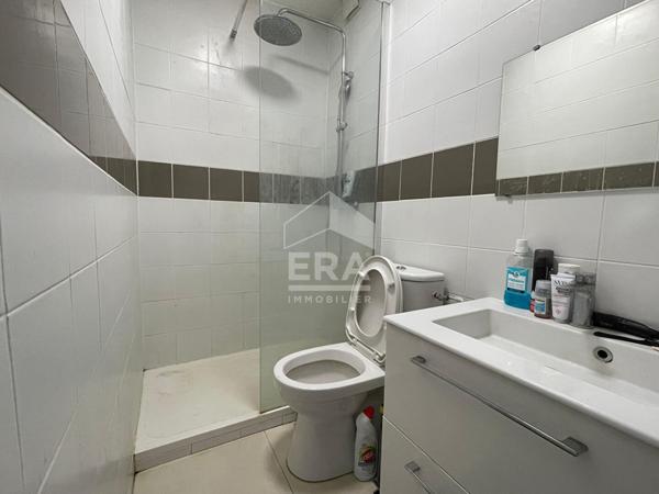 À Vendre : Studio de 17 m² au Dernier Étage ? Idéal Investissement
