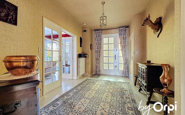 Maison à vendre    5 pièces • 164,29 m2 Saint-Éloy-les-Mines