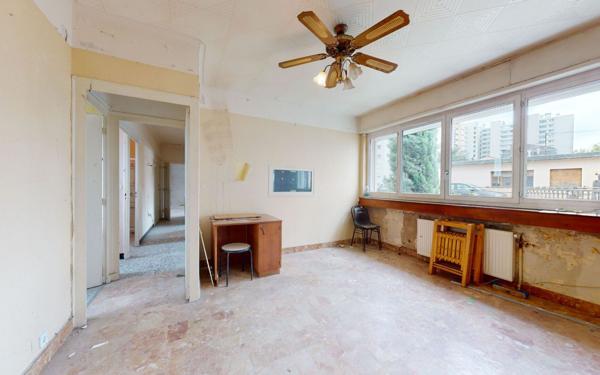 Appartement à vendre    3 pièces • 92 m2 Lyon 4