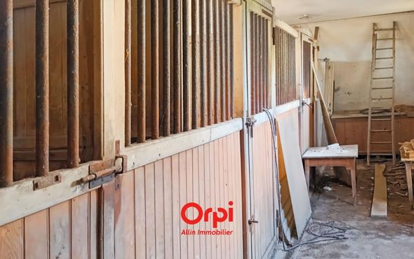 Maison à vendre    4 pièces •  Treignat