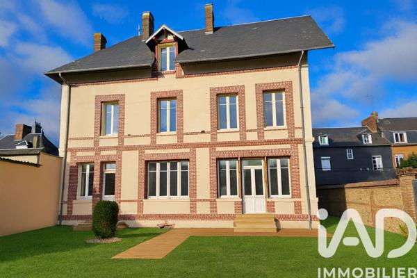 Maison à vendre 13 pièces 378 m² Le Neubourg