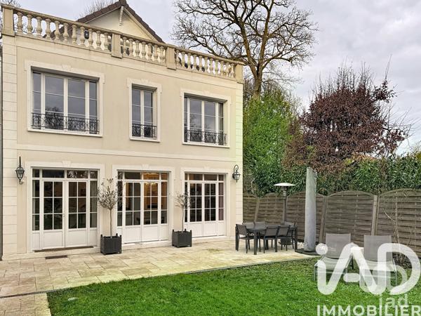 Maison à vendre 7 pièces 174 m² Vaucresson