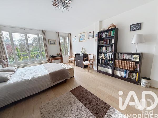 Maison à vendre 7 pièces 174 m² Vaucresson