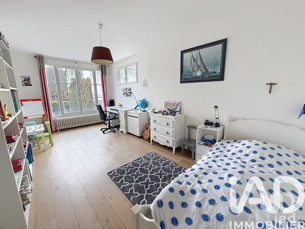Maison à vendre 7 pièces 174 m² Vaucresson