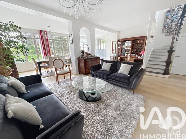 Maison à vendre 7 pièces 174 m² Vaucresson