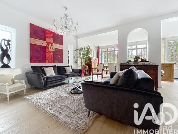 Maison à vendre 7 pièces 174 m² Vaucresson