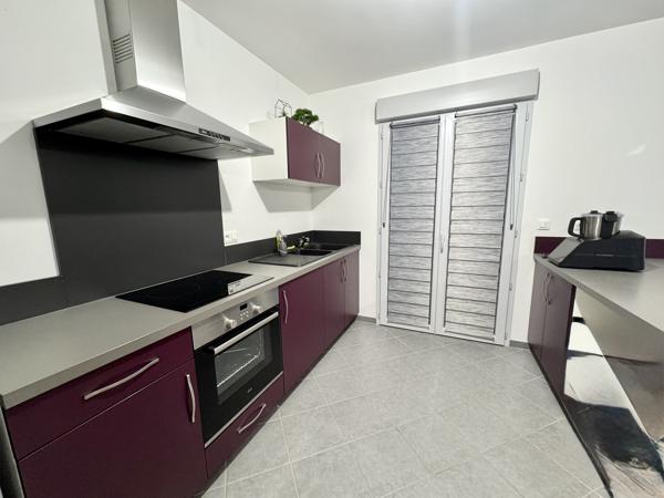 Maison
                                                                                                                                                                                                                                                                                                                        4 pièce(s)                                                                                                                                                                                                          3 chambre(s)                                                                                                                                                                                                          89  m²