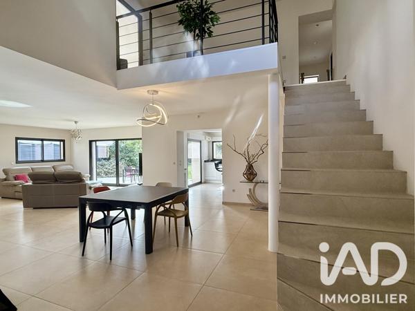 Maison à vendre 9 pièces 290 m² Six-Fours-les-Plages