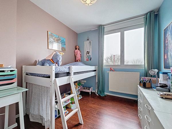 Appartement avec Jardin sur la commune de Champigneulles 5 pièce(s)