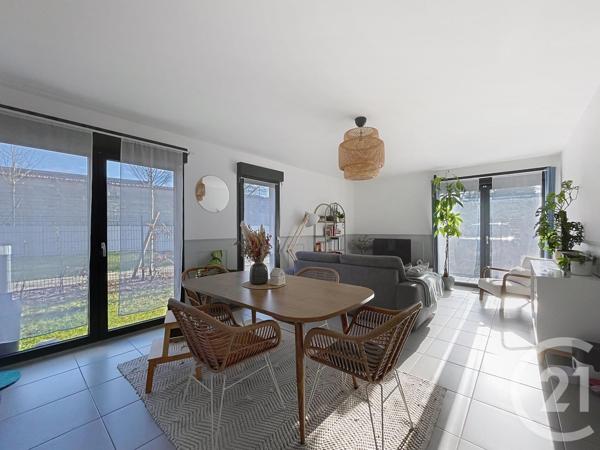 Appartement T3 à vendre  3 pièces - 64,84 m2 COMPIEGNE - 60