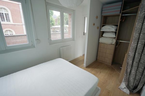 LILLE - APPARTEMENT - T2 MEUBLE