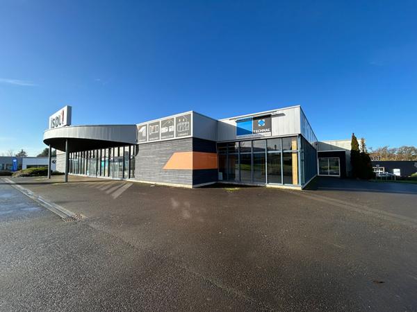 Emplacement Numéro 1 pour ce local commercial à VENDRE à MAYENNE , Mayenne Emplacement Numéro 1 pour ce local commercial à VENDRE à MAYENNE , Mayenne