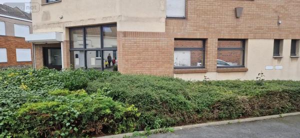 Location - Fonds et/ou murs commerciaux Pont-à-Vendin 62880 126 m 2