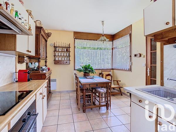 Maison à vendre 4 pièces 121 m² Grenoble