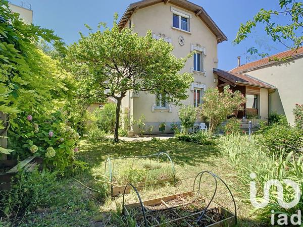 Maison à vendre 4 pièces 121 m² Grenoble