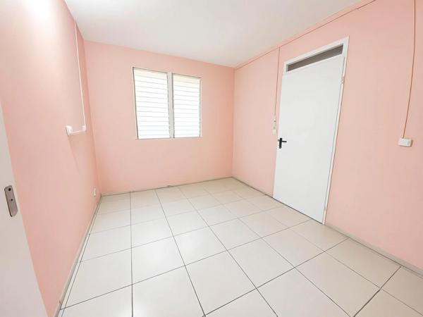 Ensemble immobilier d'envergure sur 1 900 m² de terrain –  Dampierre à vendre 13 pièces, LE GOSIER