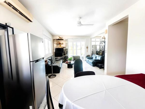 Ensemble immobilier d'envergure sur 1 900 m² de terrain –  Dampierre à vendre 13 pièces, LE GOSIER