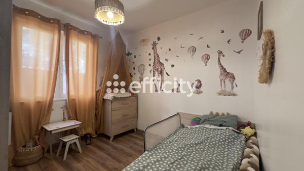 Maison
         4 pièces
        - 75 m² 227 000 € *