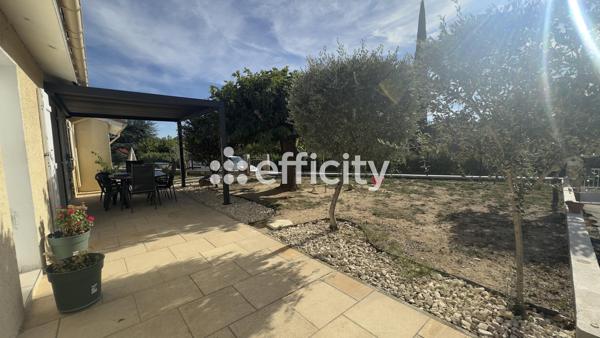 Maison
         4 pièces
        - 75 m² 227 000 € *