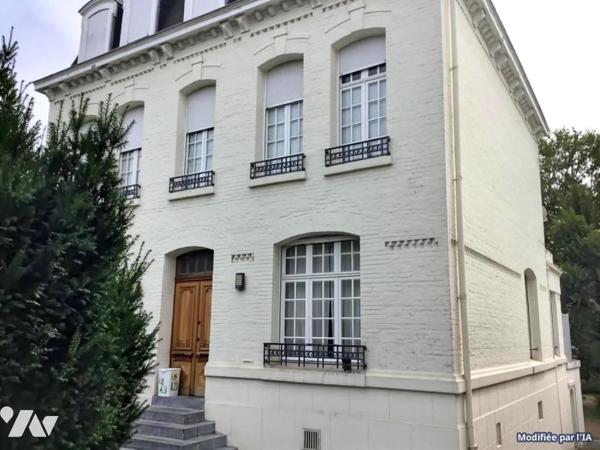 SECTEUR RECHERCHE : MAISON DE MAÎTRE SUR SOUS COMPLET / JARDIN CLOS SANS VIS-A-VIS