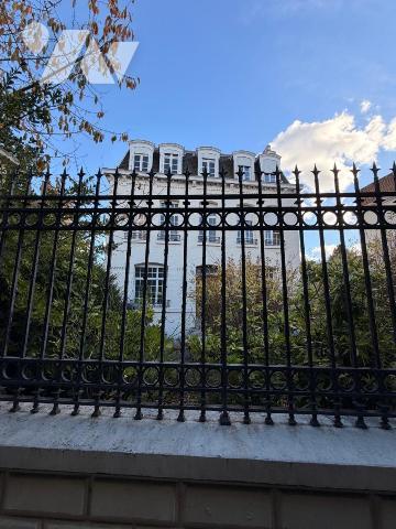 SECTEUR RECHERCHE : MAISON DE MAÎTRE SUR SOUS COMPLET / JARDIN CLOS SANS VIS-A-VIS