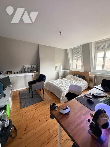 SECTEUR RECHERCHE : MAISON DE MAÎTRE SUR SOUS COMPLET / JARDIN CLOS SANS VIS-A-VIS