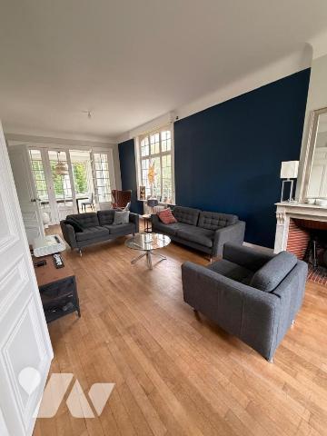 SECTEUR RECHERCHE : MAISON DE MAÎTRE SUR SOUS COMPLET / JARDIN CLOS SANS VIS-A-VIS