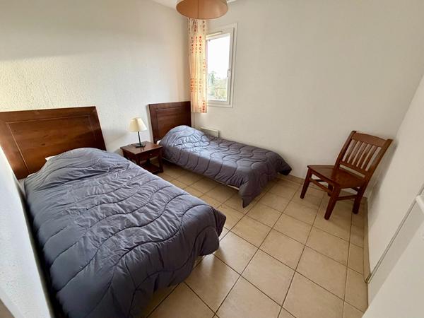 Bel appartement T3 situé dans résidence sécurisée avec piscine proche centre Prayssac