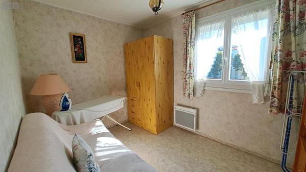 Maison à vendre à Montbrison dans la Loire (42600), ref : 090/445   
MONTBRISON - Beauregard