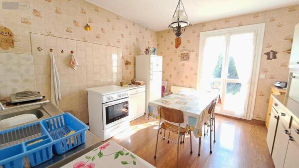 Maison à vendre à Montbrison dans la Loire (42600), ref : 090/445   
MONTBRISON - Beauregard