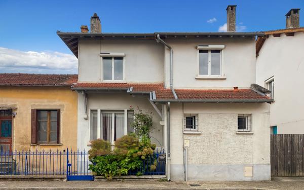 Maison à vendre    4 pièces •  Moissac