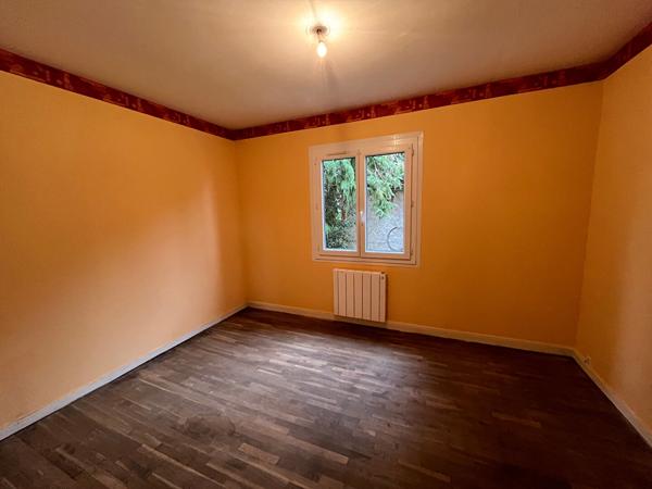 MAISON PLAIN PIEDS 3 chambres + garage + grand jardin de 745m2 clôturé