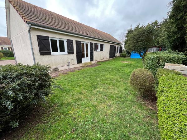 MAISON PLAIN PIEDS 3 chambres + garage + grand jardin de 745m2 clôturé