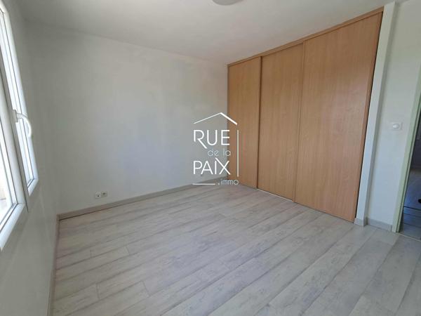 86530 NAINTRE Charmante maison avec sous-sol complet et vaste jardin arboré -