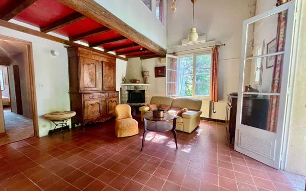 Maison à vendre    5 pièces •  Aigues-Vives
