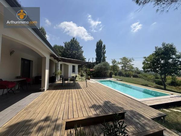Vente                                                      Maison
                        
                     5 pièces                      128 m2                     à Marmande